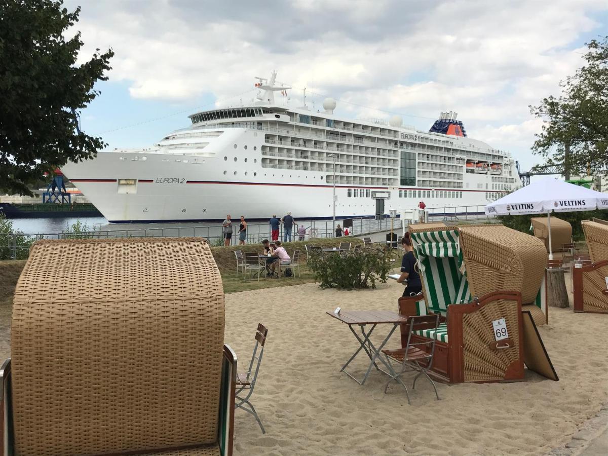 Kanal-Haus "Das Gaestehaus Direkt Am Nok" Osterrönfeld Exteriör bild