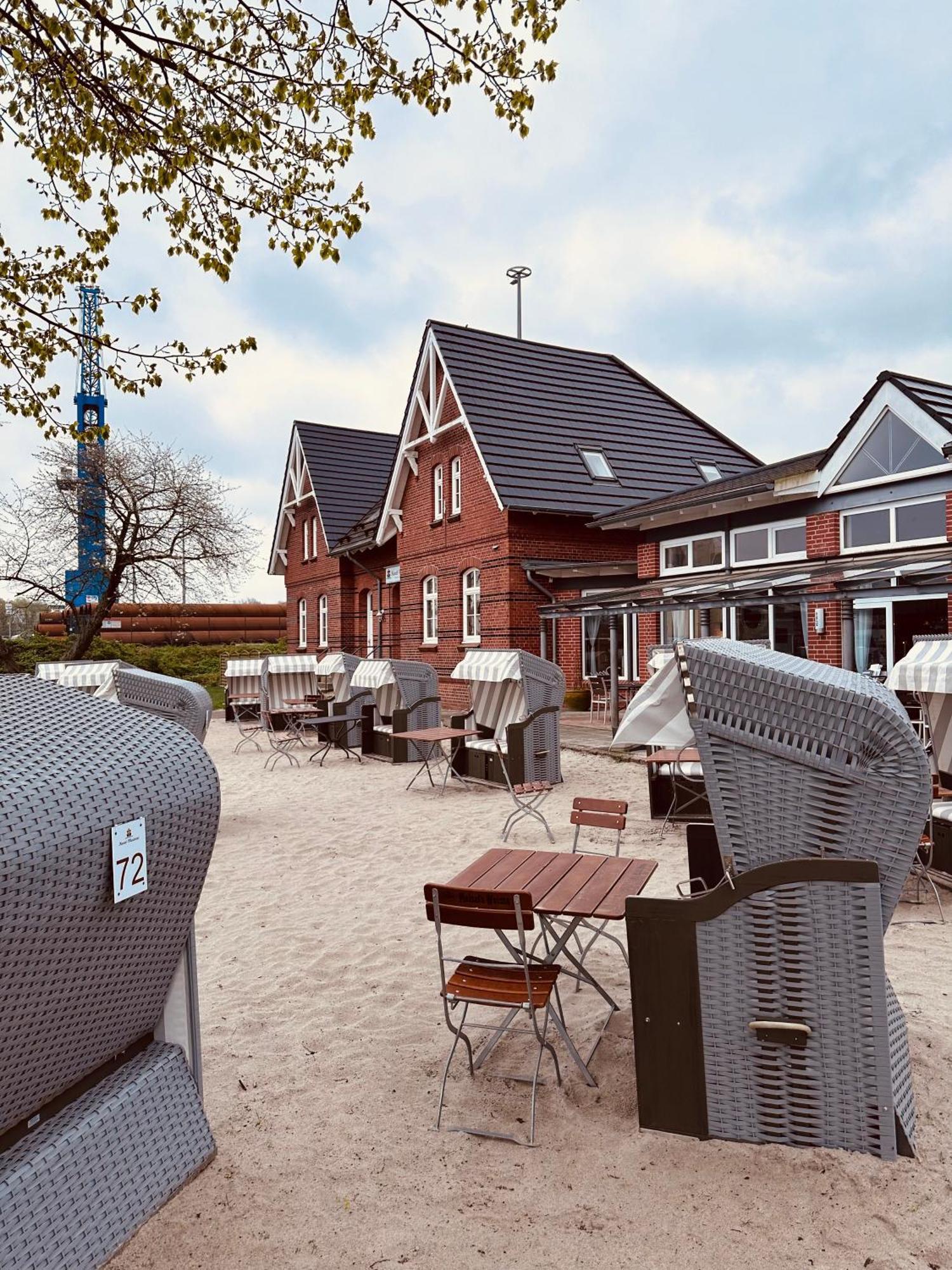 Kanal-Haus "Das Gaestehaus Direkt Am Nok" Osterrönfeld Exteriör bild
