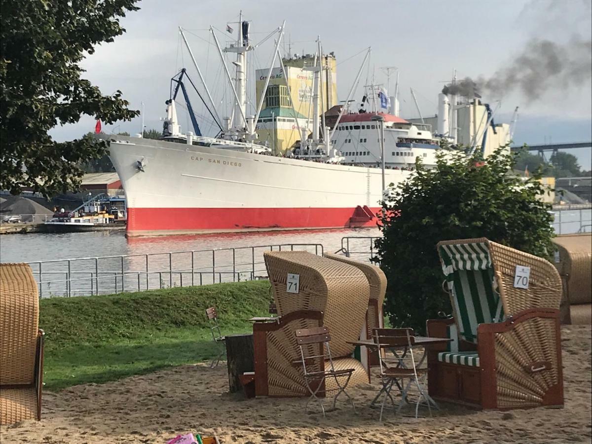 Kanal-Haus "Das Gastehaus Direkt Am Nok" Osterrönfeld Exteriör bild